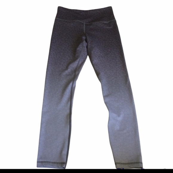 ZYIA - Ombre Print Leggings - Picture 4 of 4